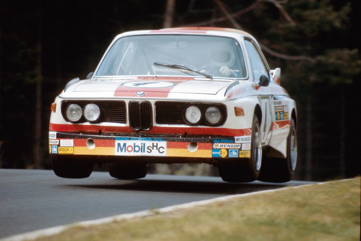 O primeiro “Batmóvel” BMW 3.0 CSL está à venda e deve arrecadar US$ 1 milhão