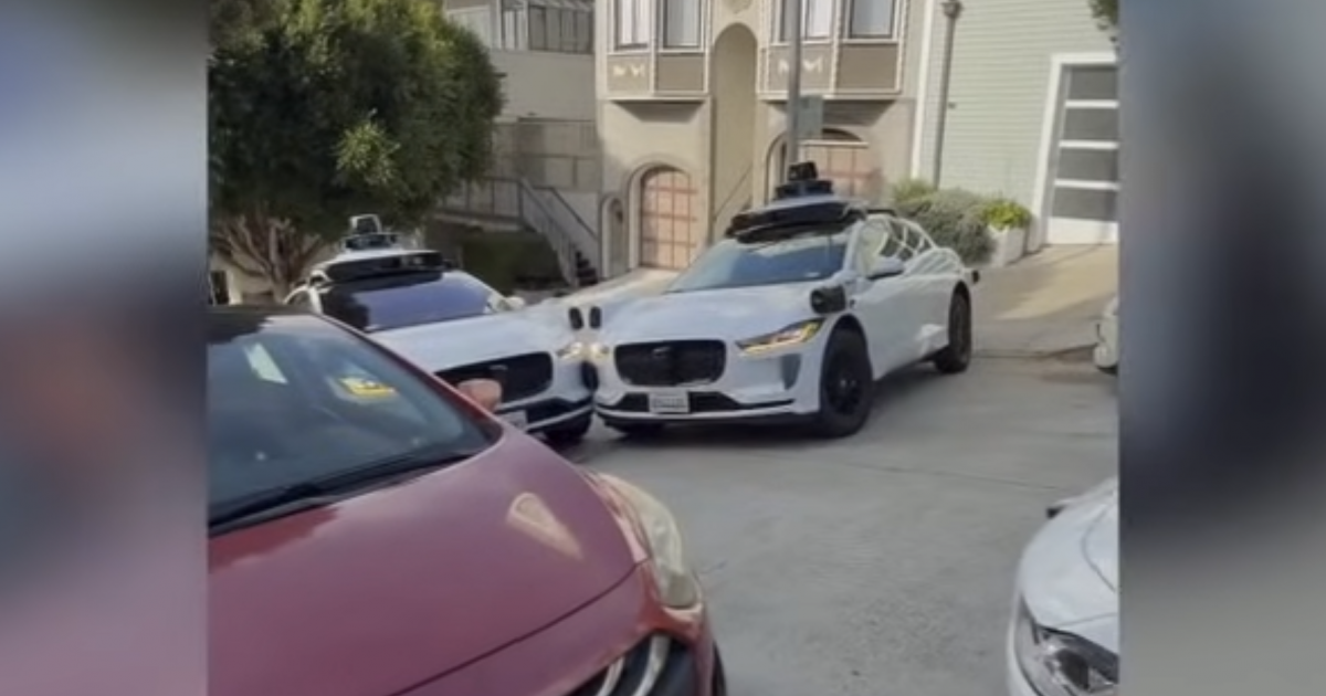 O vídeo mostra por que o robotaxis não substituirá os drivers regulares tão cedo