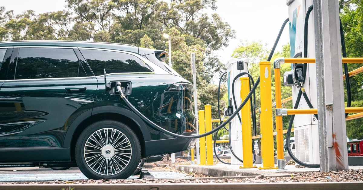 Chery visa condução de longo alcance com novos motores híbridos plug-in